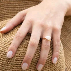 Bague Lily Quartz en laiton doré