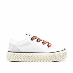 Baskets à lacets en coton blanches