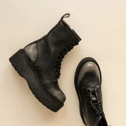 Boots en Cuir Romy effet usé grises - Talon 6 cm