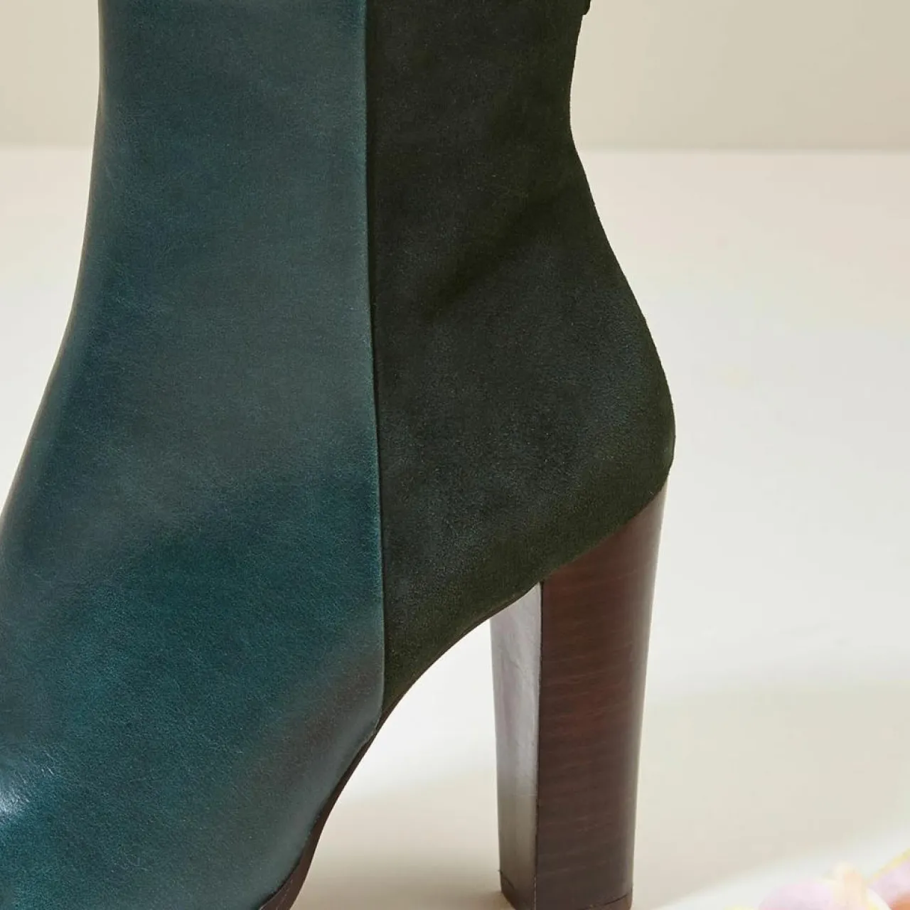 Bottines en Cuir et Velours de Cuir Cecillia forêt - Talon 11 cm