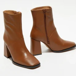 Bottines en Cuir Lorina camel - Talon 8,5 cm
