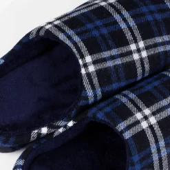 Chaussons à carreaux bleus