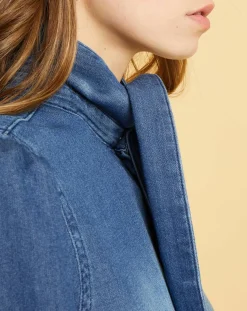 Chemise en jean Blue Ella worn
