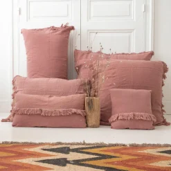 Coussin en lin frangé rose 30x60cm