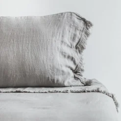 Coussin frangé gris 80x80cm