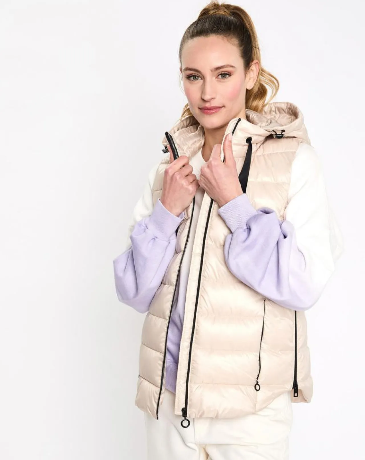 Doudoune à capuche sans manches beige