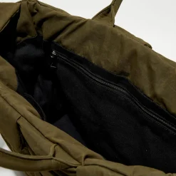 Grand sac fourre-tout rembourré Arco olive - 32x44x11 cm