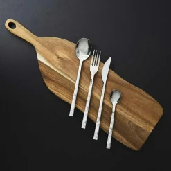 Ménagère noir/blanc - 16 pièces