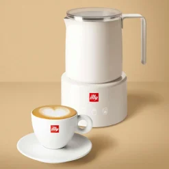 Mousseur à lait blanc