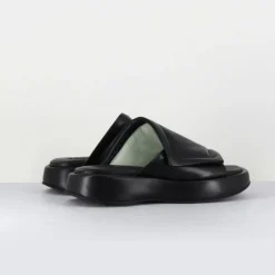 Mules en Cuir Rombo noires