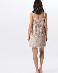 Nuisette en velours Platine dorée