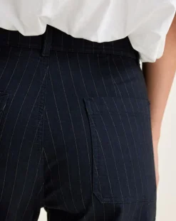 Pantalon ajusté Ghada rayé marine