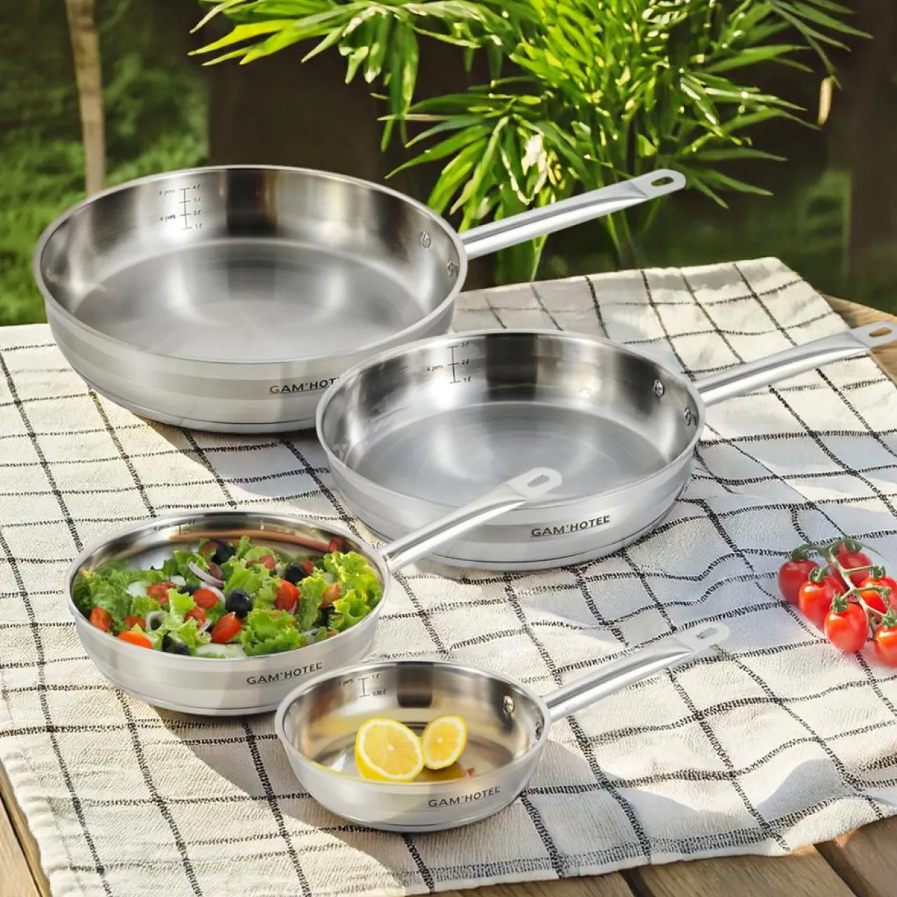 Poêle induction argentée - D.24 cm