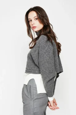 Poncho court col roulé loup