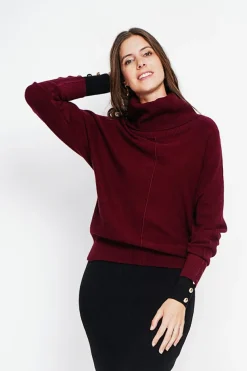 Pull col boule bordeaux