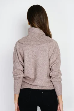 Pull col boule désert