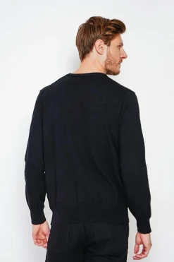 Pull col ras de cou noir