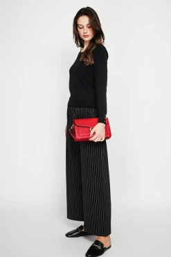 Pull col rond classique noir