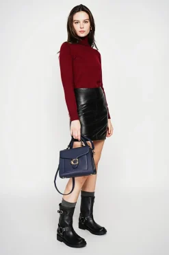 Pull col roulé classique bordeaux