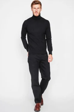 Pull col roulé noir