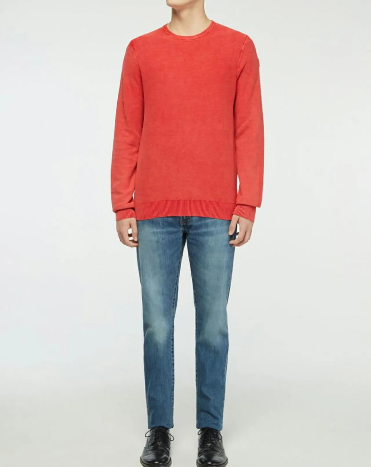 Pull délavé rouge