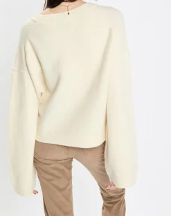 Pull en Laine mélangée col V écru