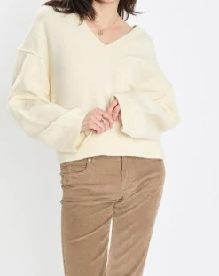 Pull en Laine mélangée col V écru