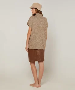 Pull Phoebe col roulé sans manches marron