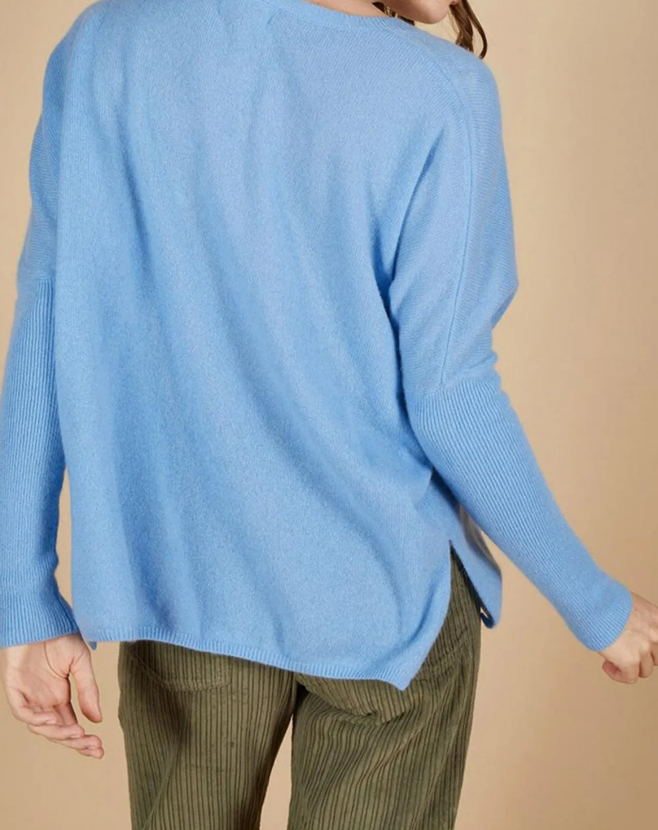 Pull poncho 100% Cachemire Alizée col rond bleu topaze