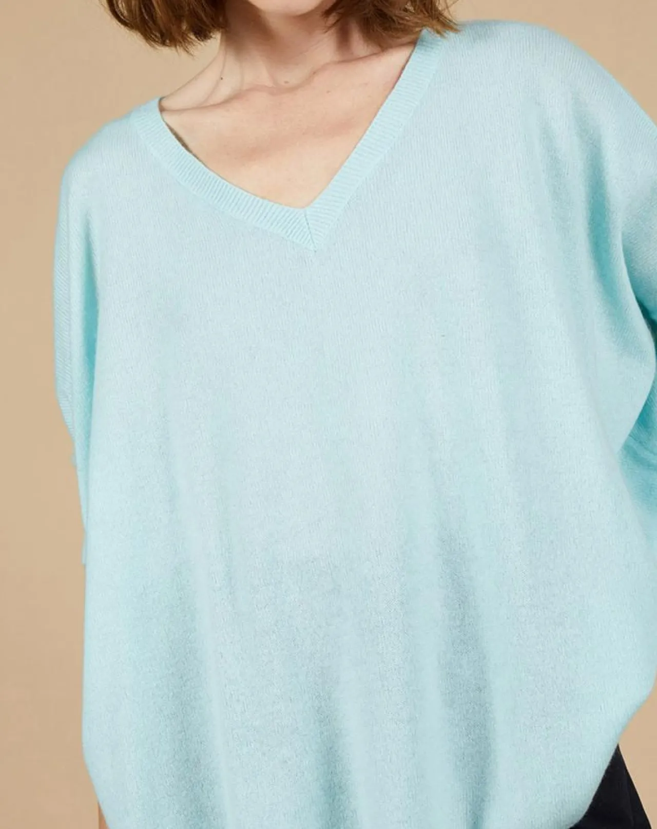 Pull poncho 100% Cachemire Kelly col V manches courtes bleu océan