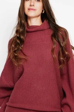 Pull poncho col roulé bordeaux