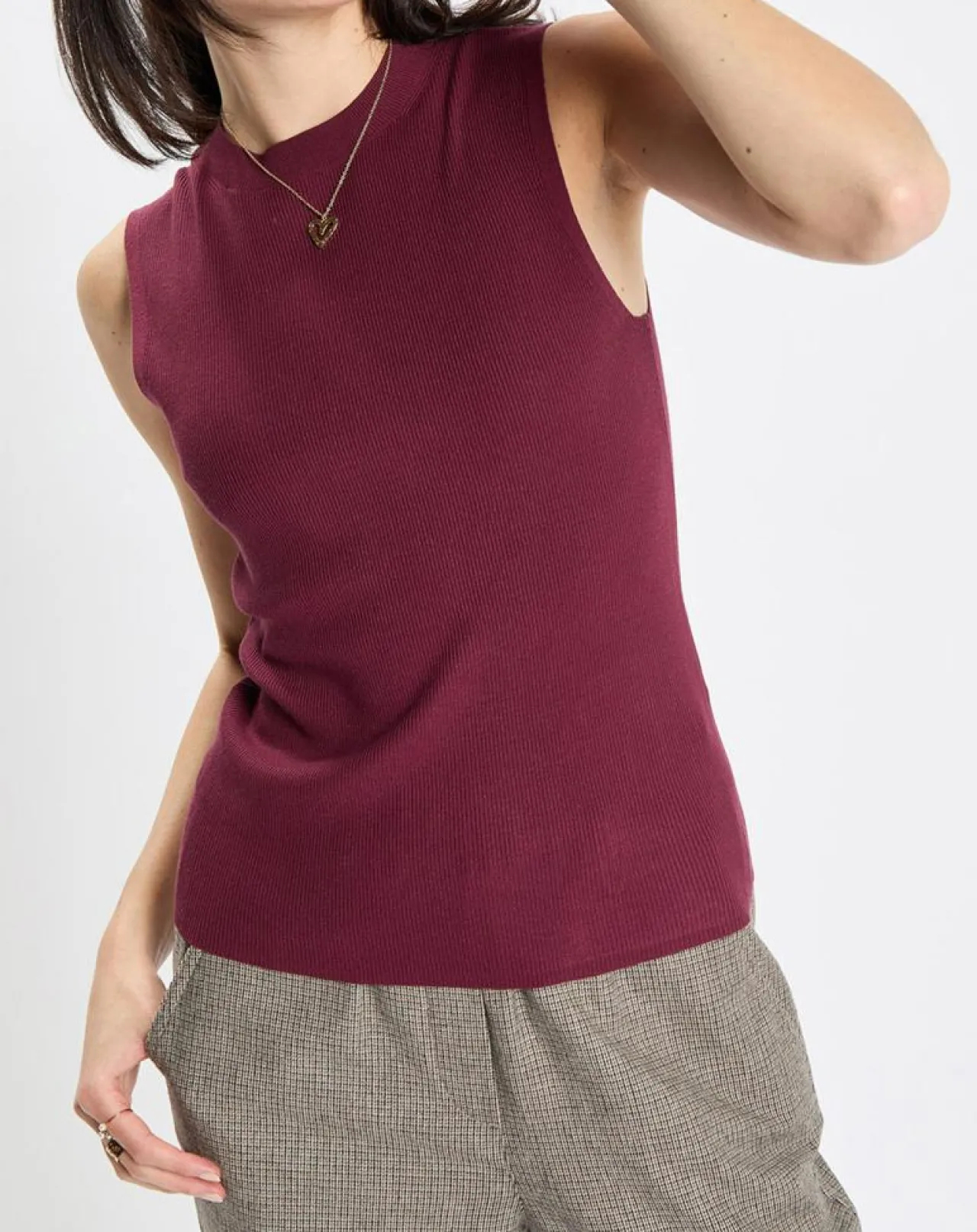 Pull sans manches côtelé rouge foncé