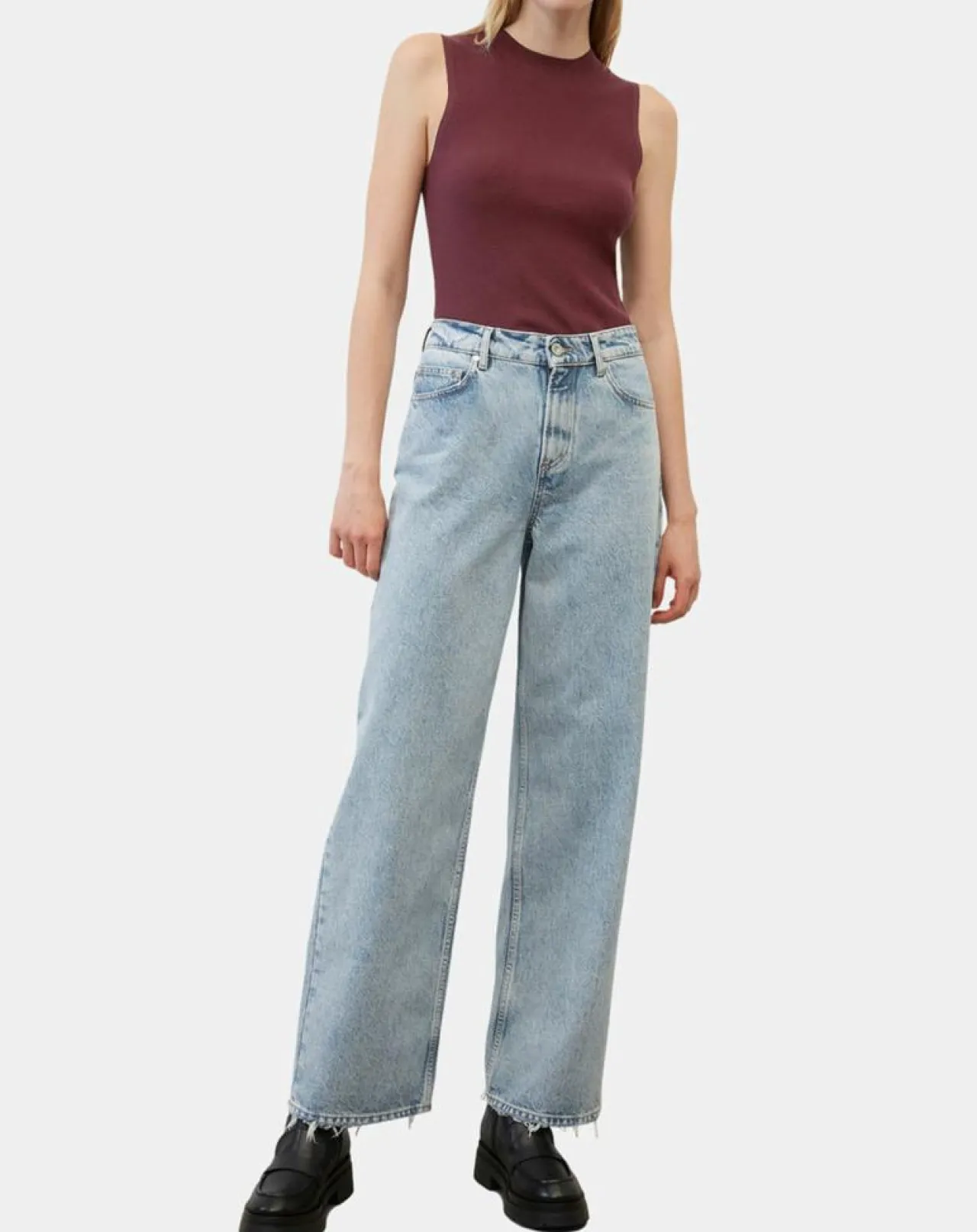 Pull sans manches côtelé rouge foncé