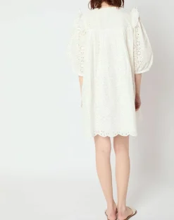 Robe Broderie blanche