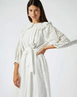 Robe Broderie blanche