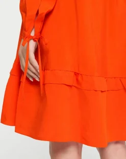 Robe courte à volants rouge