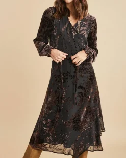 Robe en Soie mélangée Opium motifs velours prune