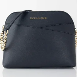 Sac bandoulière en Cuir medium Jet Set Travel noir - 20x17.8x6.35 cm