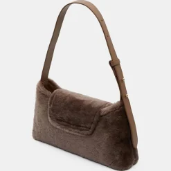 Sac enveloppe en Cuir & Peau Shearli marron foncé 16x28x6 cm
