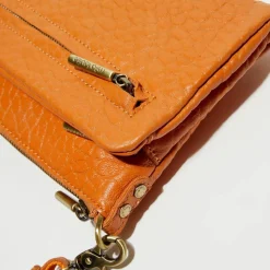 Sac pochette en Cuir Inde orange clair - 22x15x2 cm