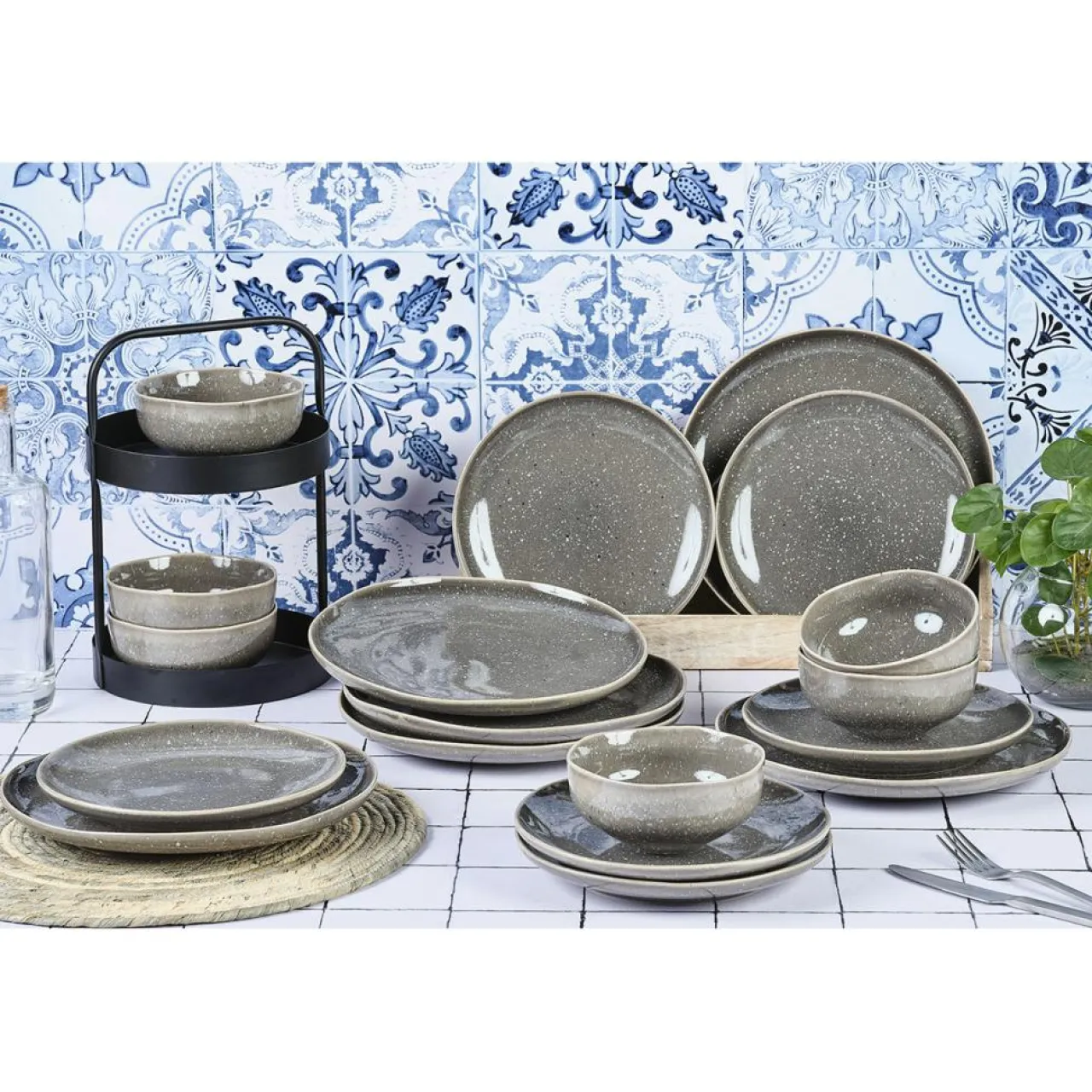 Service Les Essentiels en Grès Stellar gris/anthracite - 18 pièces
