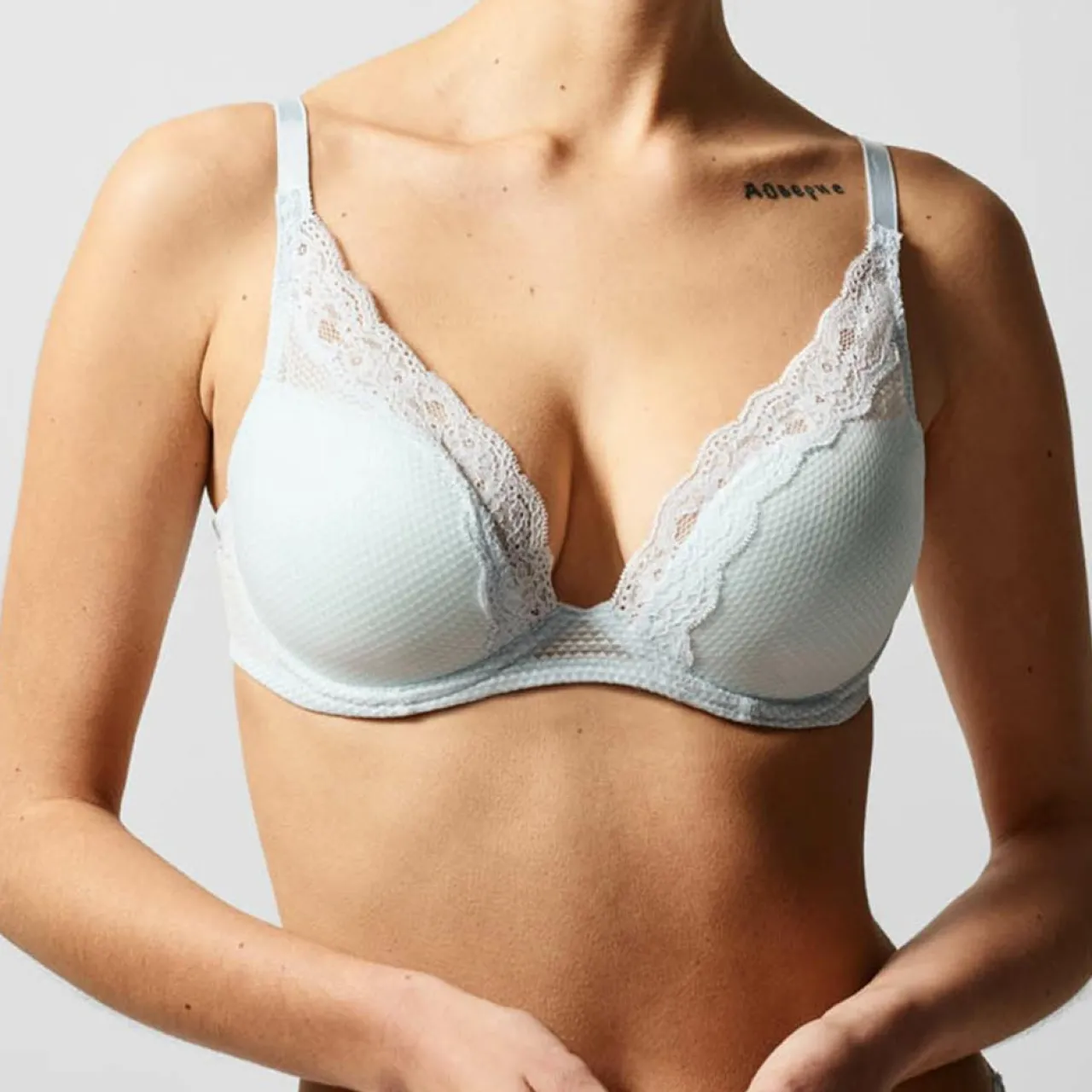 Soutien-gorge plongeant Brooklyn bleu clair