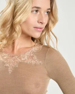 Top en laine et soie manches longues beige
