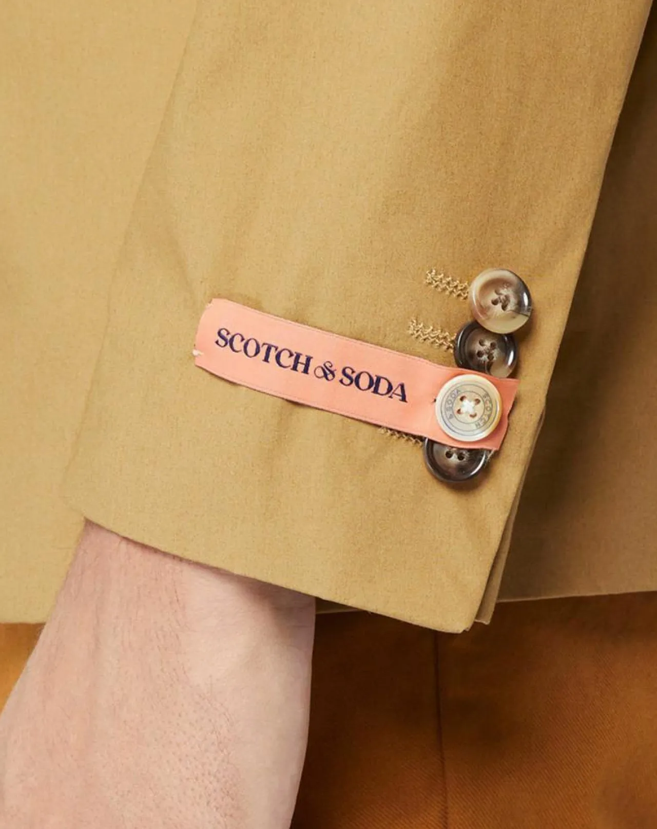 Veste Cintrée en Popeline Stretch 2 boutons camel